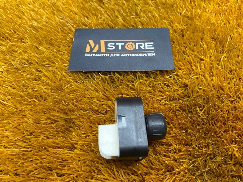 Кнопка регулировки зеркал, 300 рублей, Красноярск