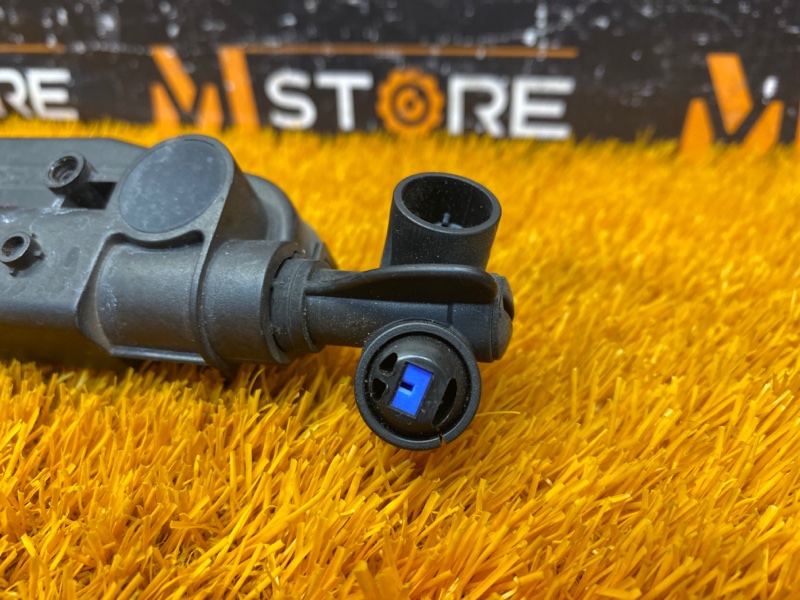 Форсунка омывателя фары, 1000 рублей, Красноярск