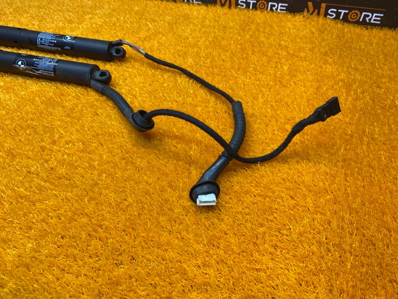 амортизатор багажника, 20000 рублей, Красноярск