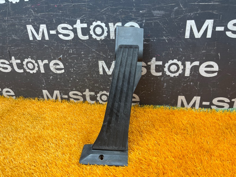 педаль газа, 500 рублей, Красноярск