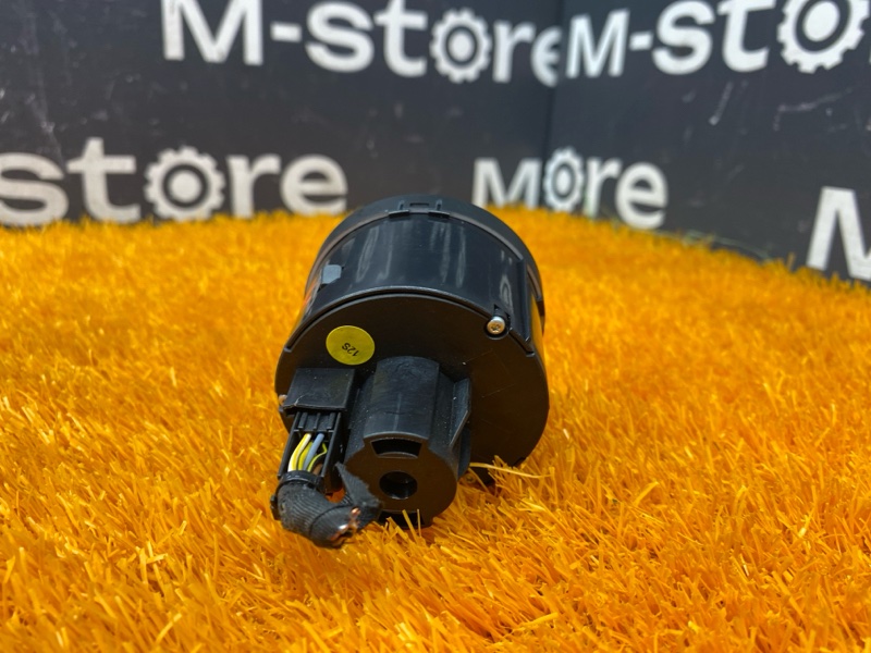 Переключатель света фар, 2000 рублей, Красноярск