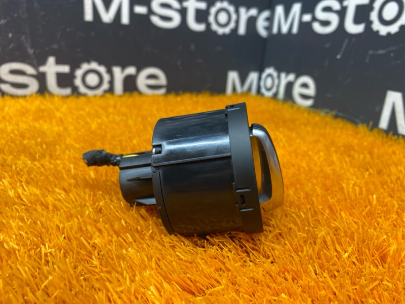 Переключатель света фар, 2000 рублей, Красноярск