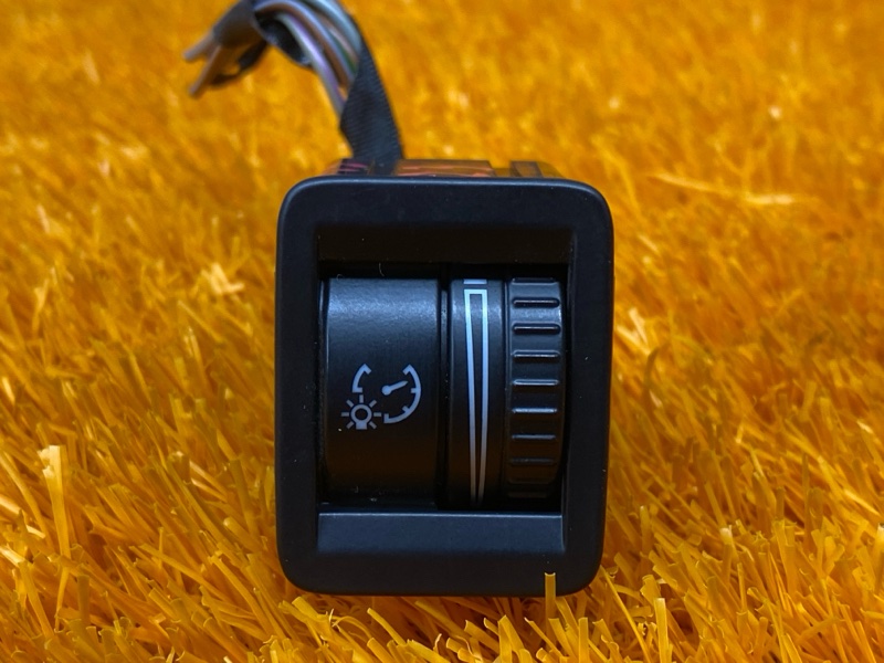 Кнопка освещения панели приборов, 250 рублей, Красноярск