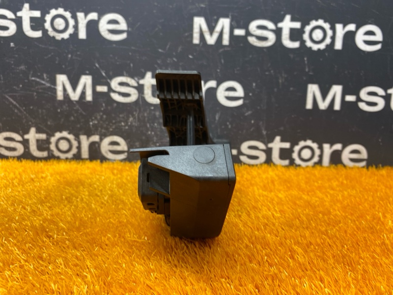 педаль газа, 500 рублей, Красноярск