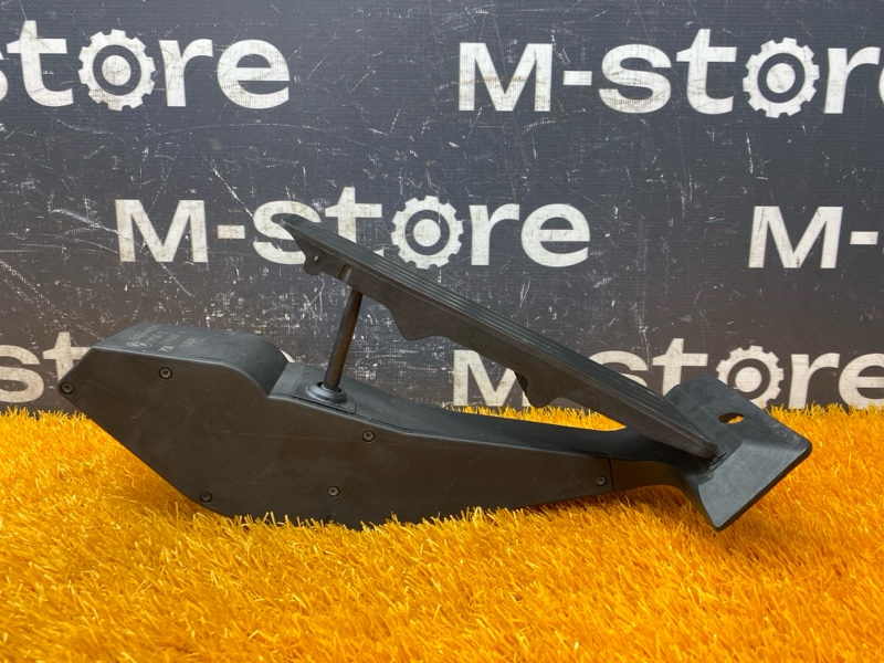 педаль газа, 500 рублей, Красноярск