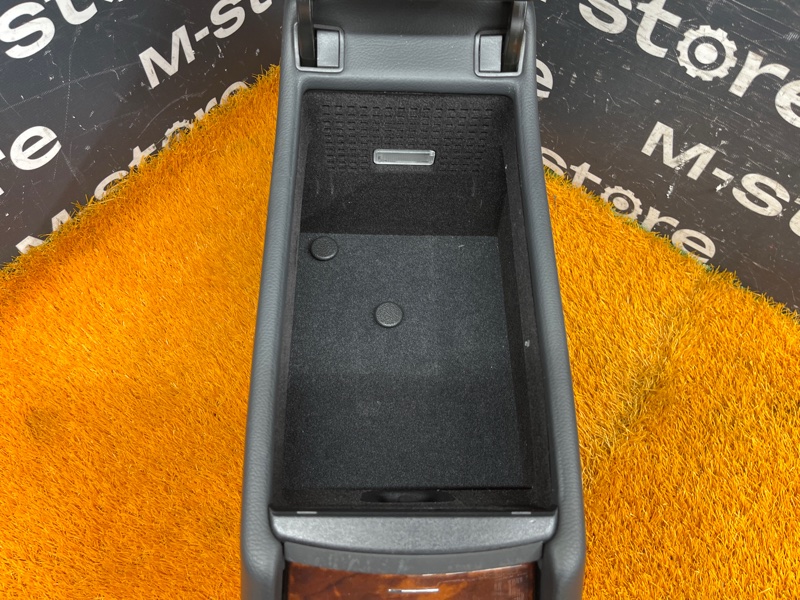 подлокотник, 4500 рублей, Красноярск