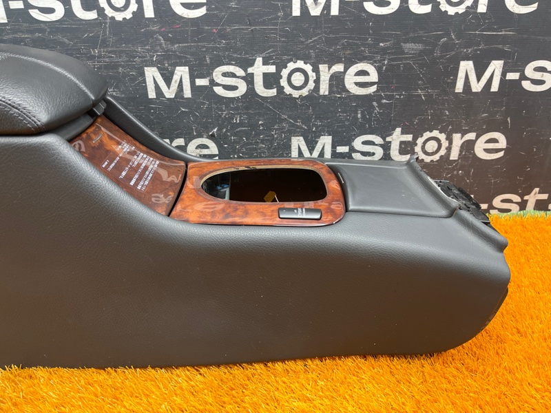 подлокотник, 4500 рублей, Красноярск