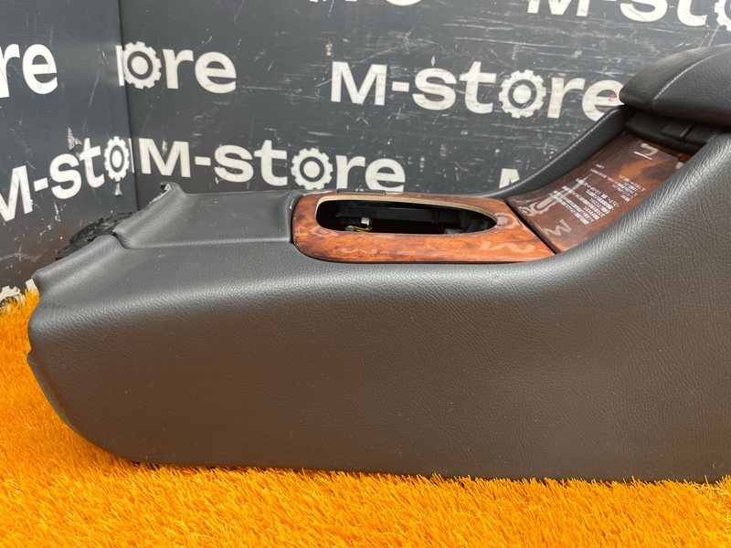 подлокотник, 4500 рублей, Красноярск