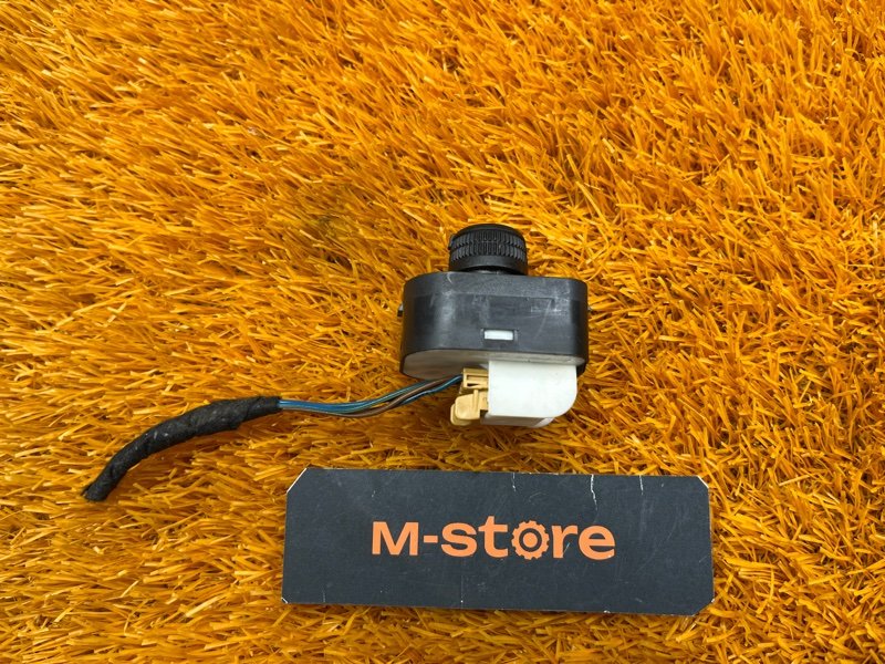 Кнопка регулировки зеркал, 500 рублей, Красноярск