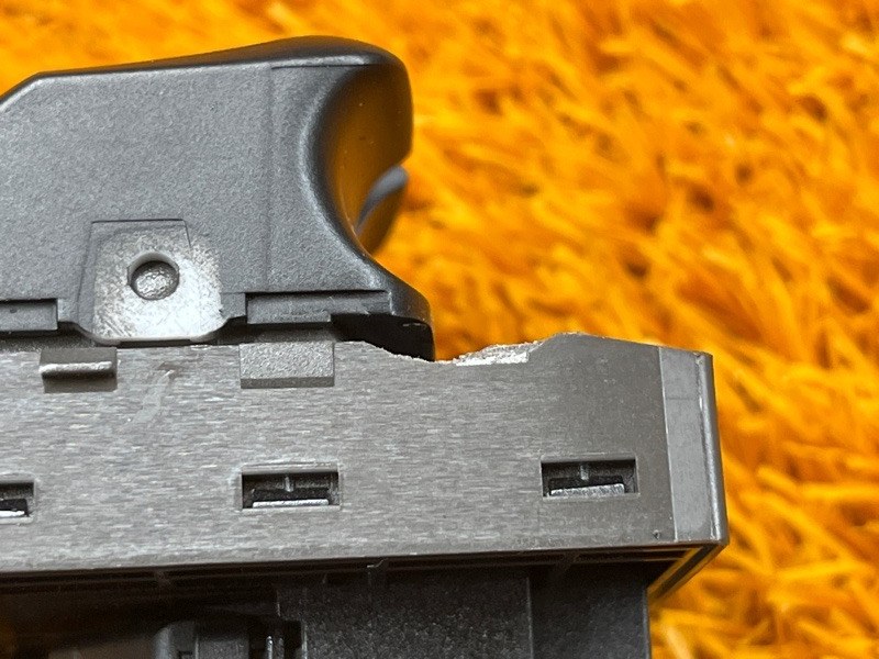 Блок управления стеклоподъемниками, 1000 рублей, Красноярск