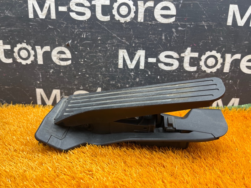 педаль газа, 900 рублей, Красноярск