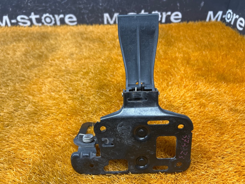 замок капота, 500 рублей, Красноярск