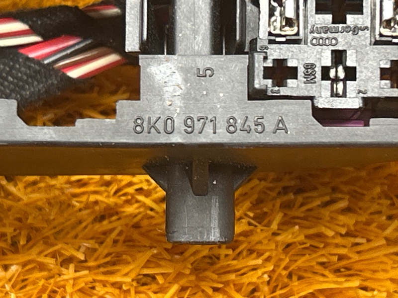 блок предохранителей, 600 рублей, Красноярск