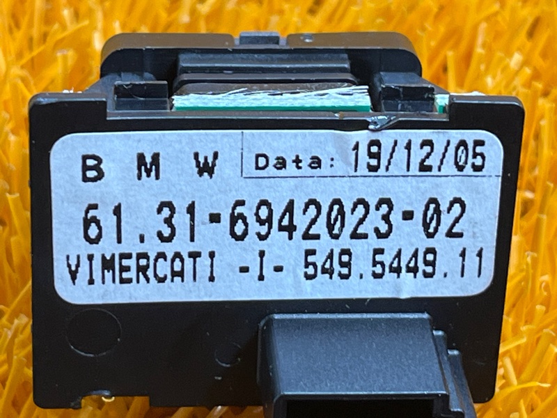 Кнопка парктроника, 300 рублей, Красноярск