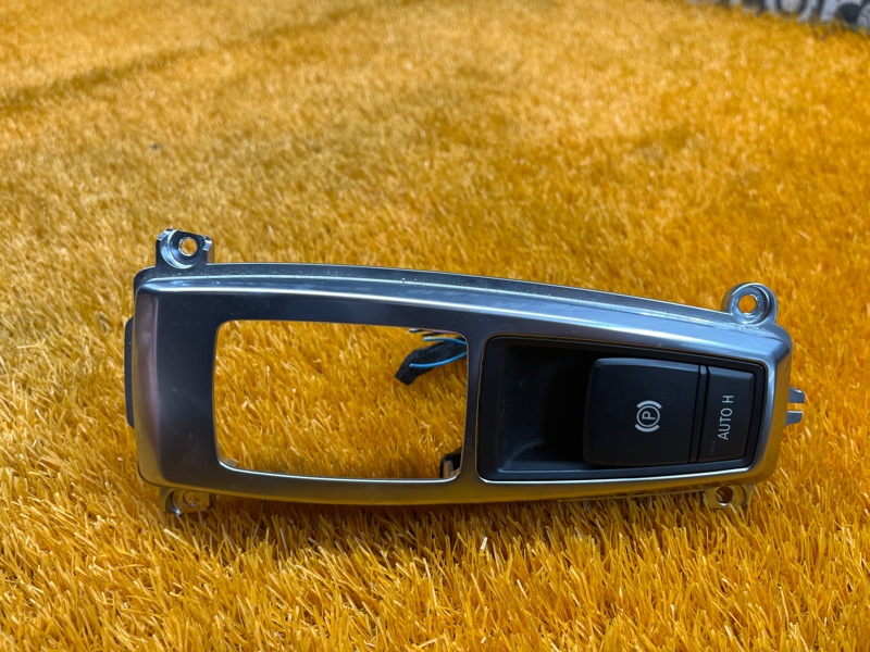 Кнопка стояночного тормоза, 1400 рублей, Красноярск