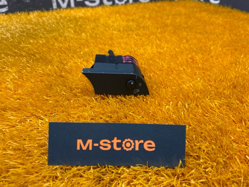 Кнопка корректора фар, 200 рублей, Красноярск