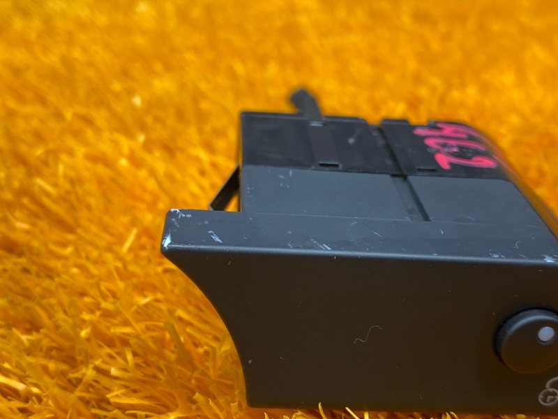 Кнопка корректора фар, 200 рублей, Красноярск