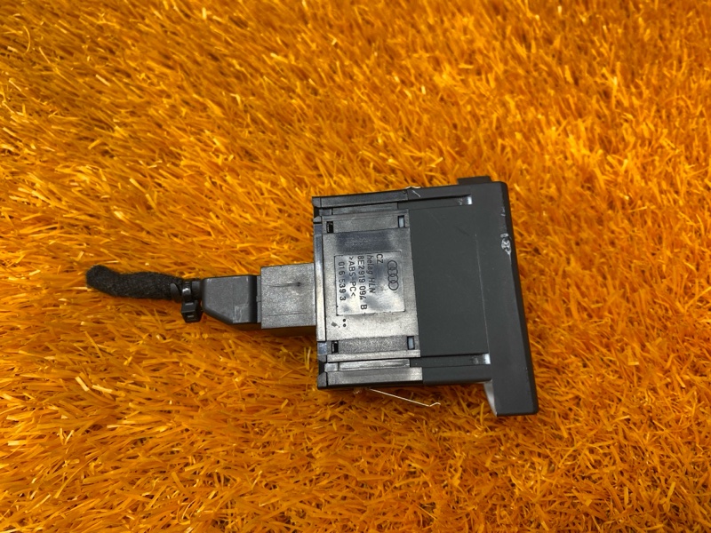 Кнопка корректора фар, 200 рублей, Красноярск