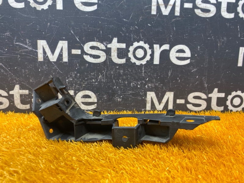 крепление бампера, 1500 рублей, Красноярск