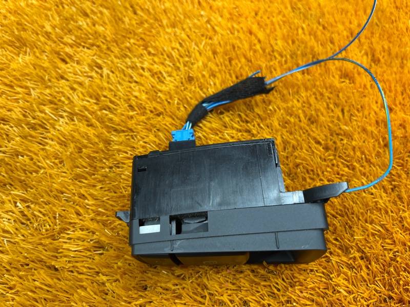 Кнопка стояночного тормоза, 1400 рублей, Красноярск