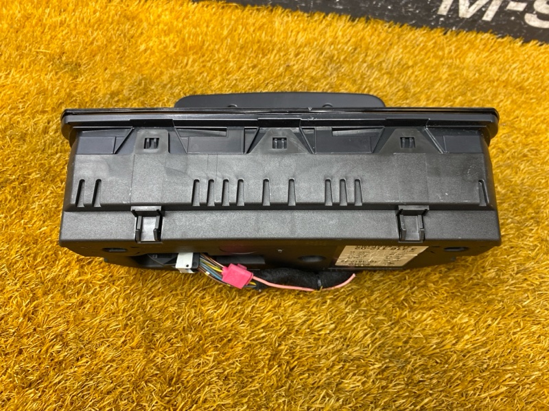 щиток приборов, 2000 рублей, Красноярск