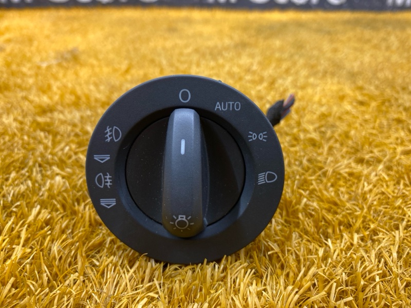 Переключатель света фар, 1000 рублей, Красноярск