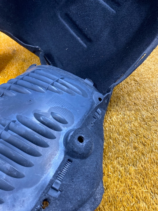 подкрылок, 1000 рублей, Красноярск