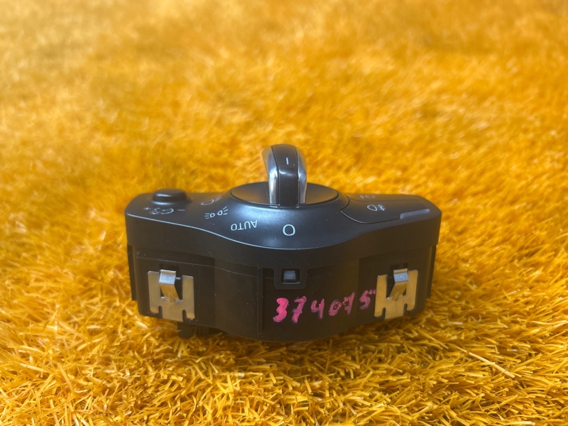 Переключатель света фар, 500 рублей, Красноярск