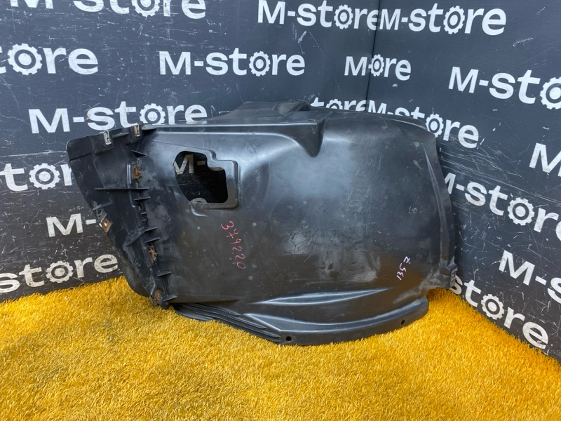 подкрылок, 2000 рублей, Красноярск