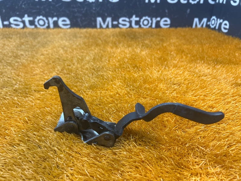 замок капота, 2000 рублей, Красноярск