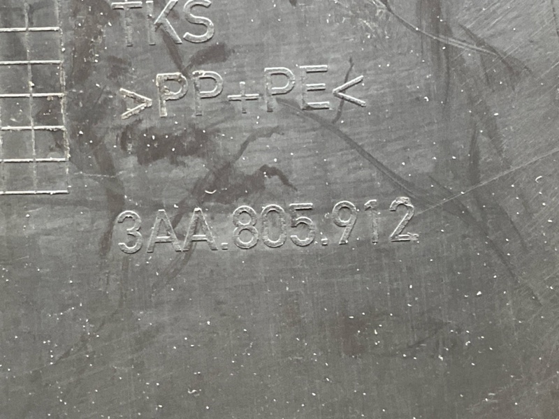 подкрылок, 3000 рублей, Красноярск