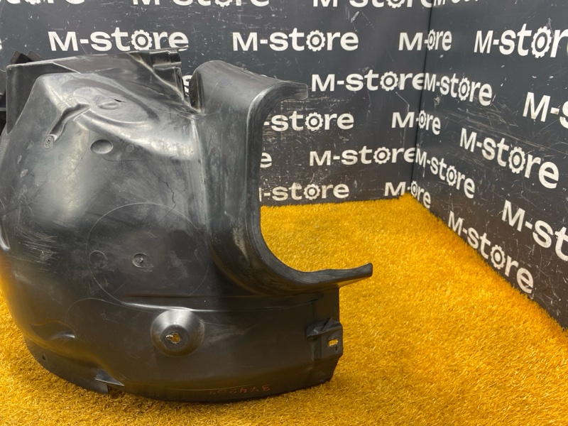 подкрылок, 3500 рублей, Красноярск