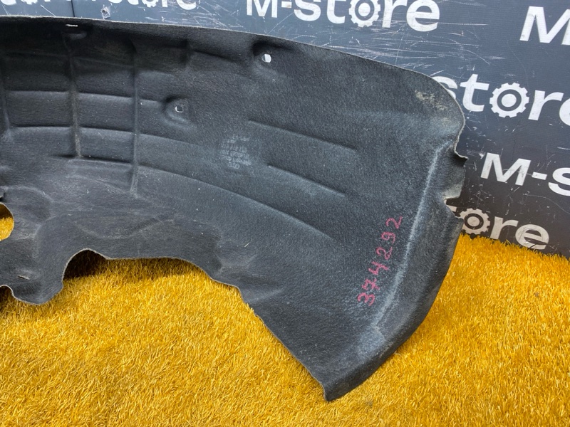 подкрылок, 2000 рублей, Красноярск