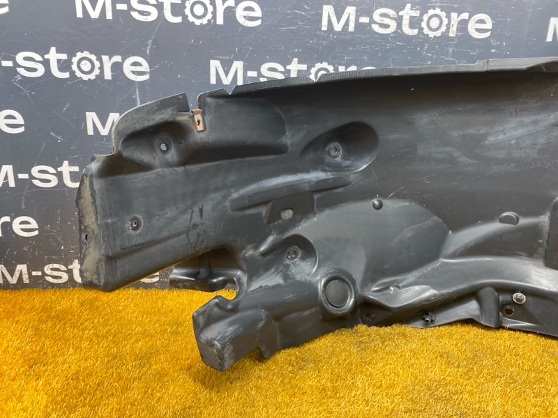 подкрылок, 4000 рублей, Красноярск