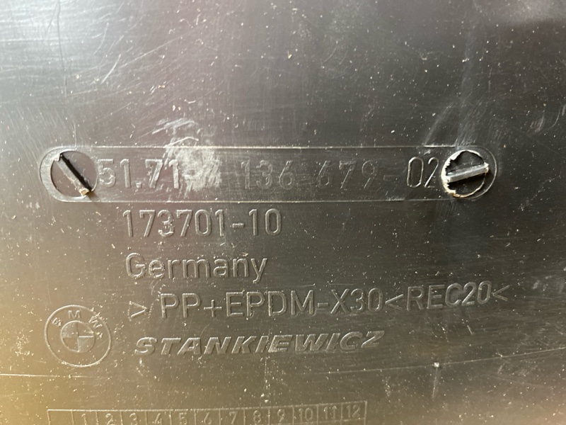 подкрылок, 5500 рублей, Красноярск