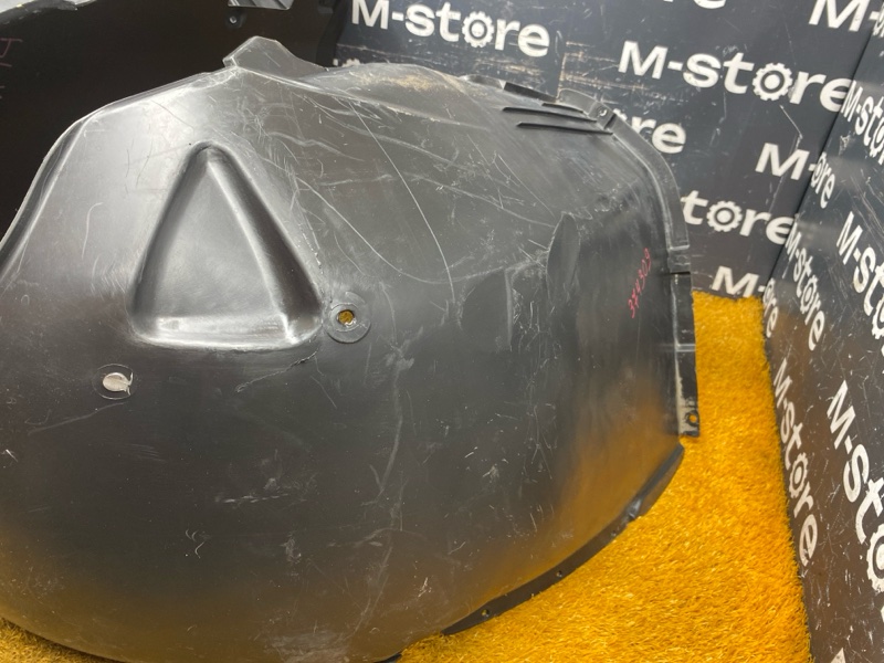 подкрылок, 5500 рублей, Красноярск