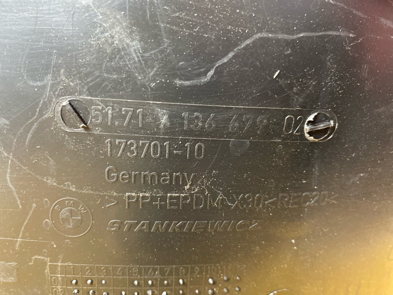 подкрылок, 5500 рублей, Красноярск