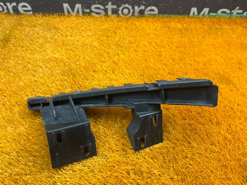 крепление бампера, 800 рублей, Красноярск