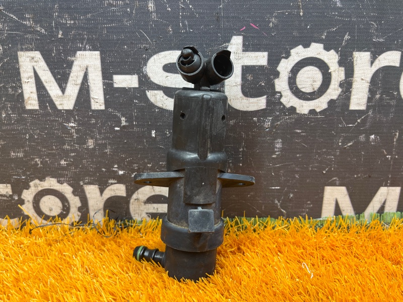 Форсунка омывателя фары, 500 рублей, Красноярск