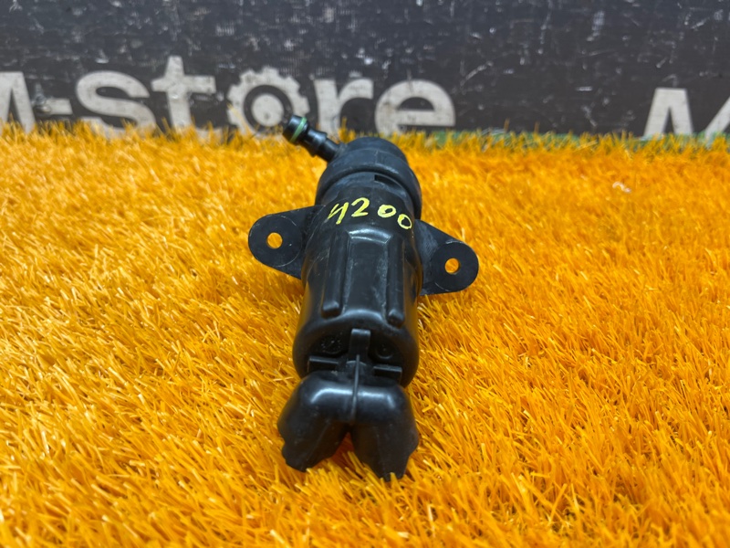 Форсунка омывателя фары, 500 рублей, Красноярск