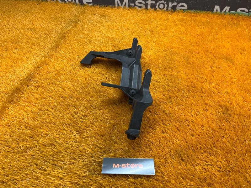 крепление бампера, 1200 рублей, Красноярск