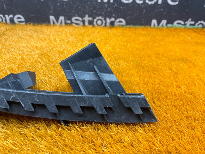 крепление бампера, 800 рублей, Красноярск