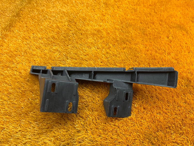 крепление бампера, 800 рублей, Красноярск