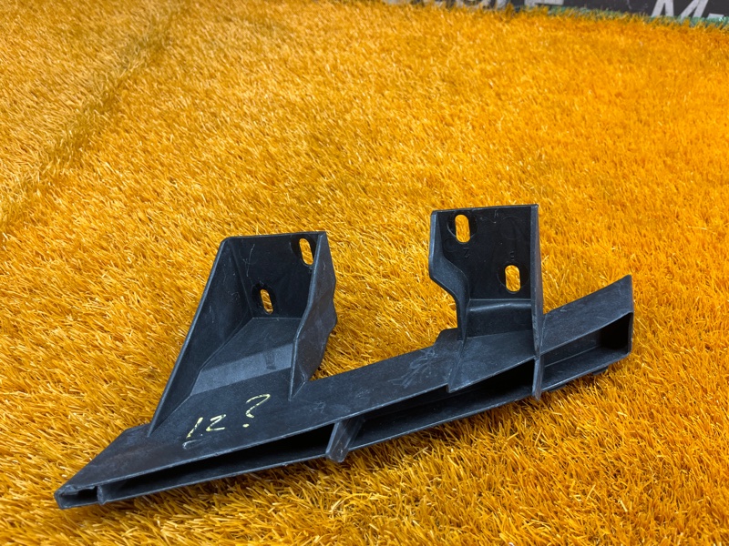 крепление бампера, 800 рублей, Красноярск