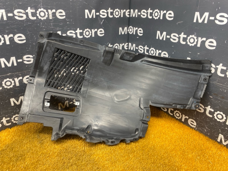 подкрылок, 3000 рублей, Красноярск