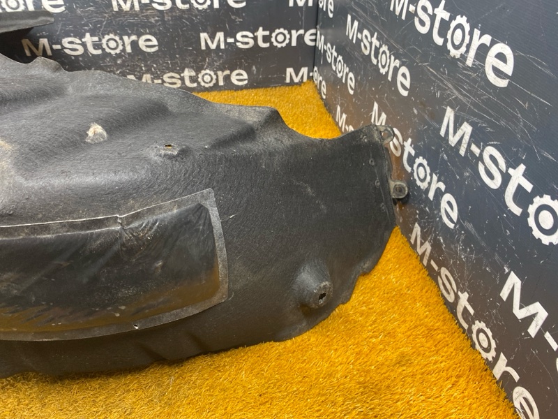 подкрылок, 2000 рублей, Красноярск