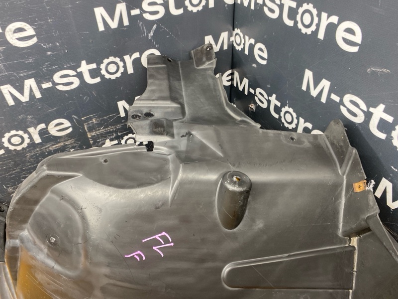 подкрылок, 900 рублей, Красноярск