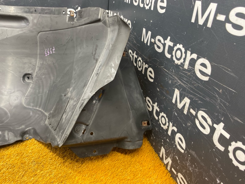 подкрылок, 5000 рублей, Красноярск