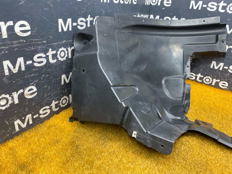 подкрылок, 1000 рублей, Красноярск