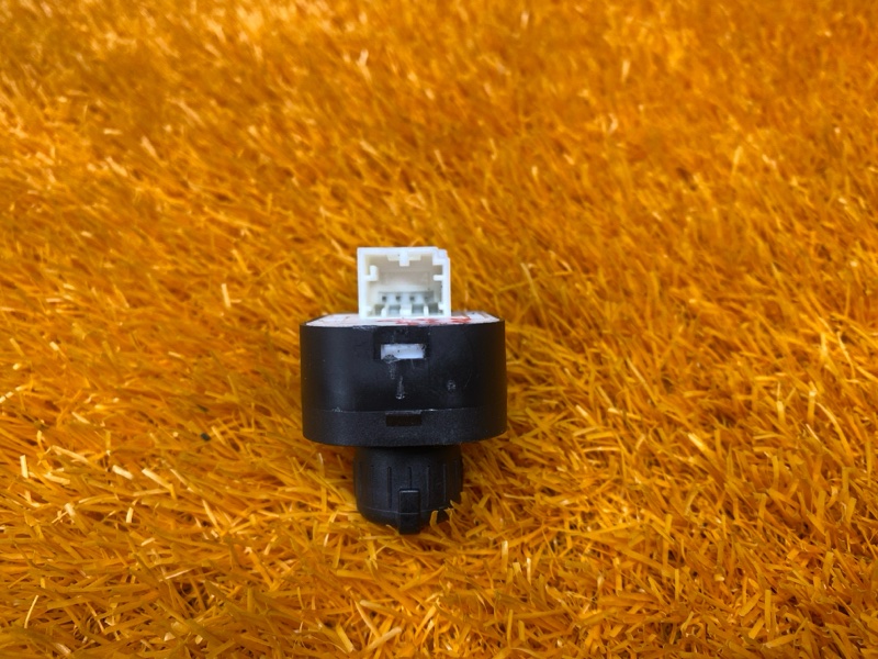 Кнопка регулировки зеркал, 300 рублей, Красноярск